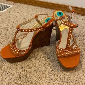 NEVER WORN Studded MK wedges